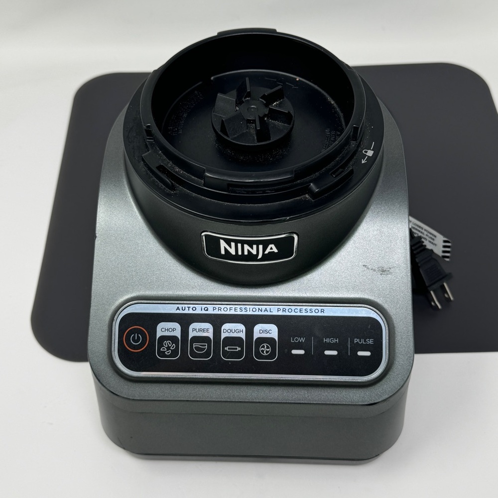 Ninja BN601 Professional Auto IQ Kitchen Processor Blender Replacement Base ONLY